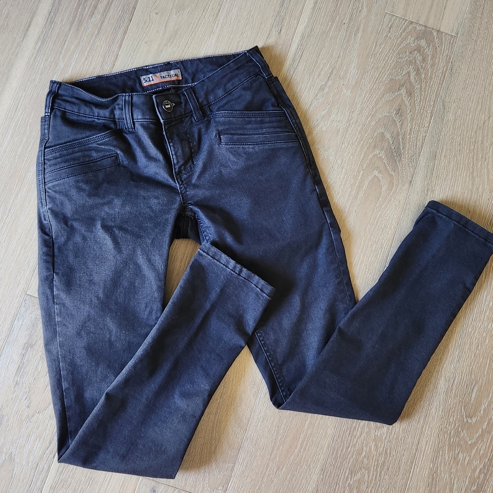 5.11 Tactical Chinos